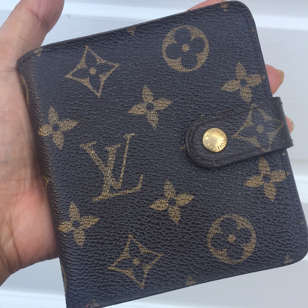 Authentic Louis Vuitton Compact Wallet